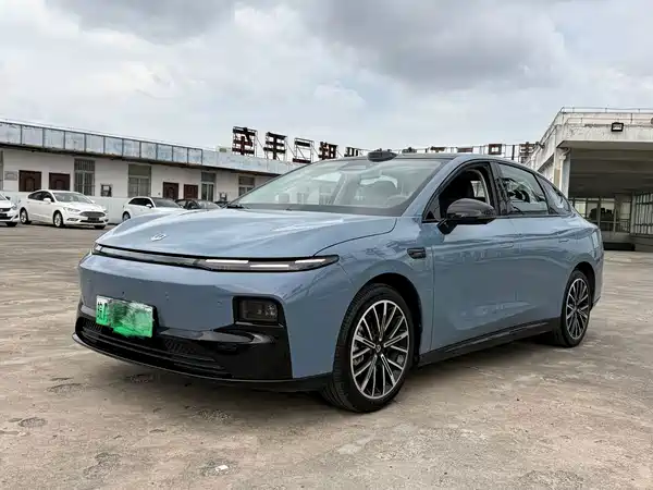 Leapmotor B01 2025