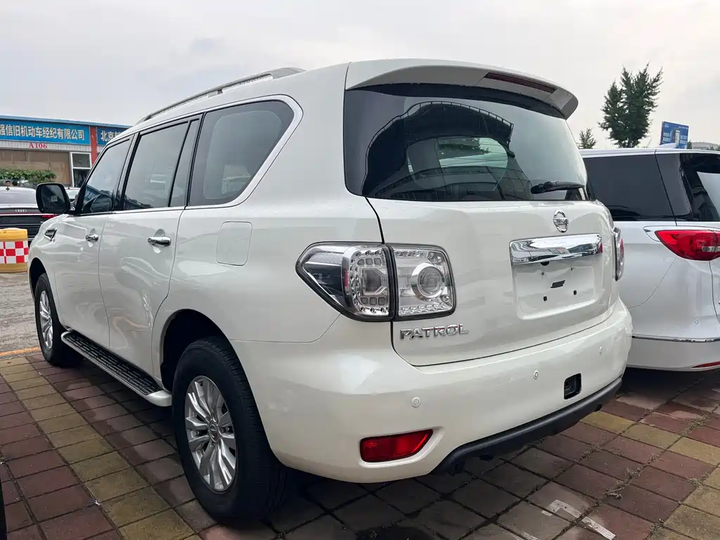 Nissan Patrol 2017 — фото 5