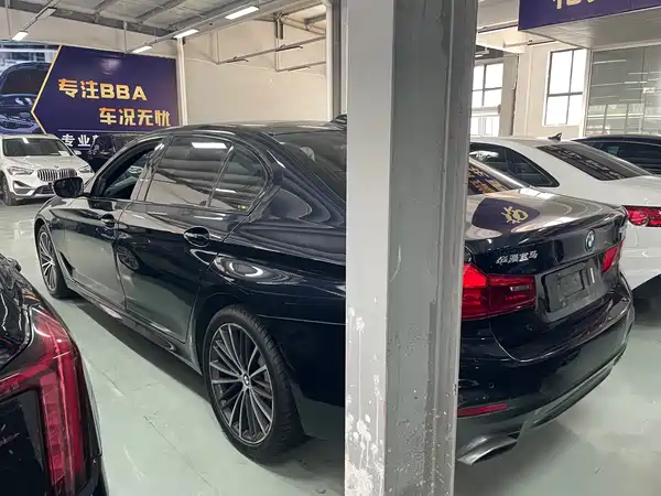 BMW 5 Series 2019