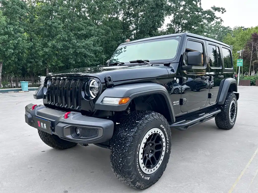 Jeep Wrangler 2020 — фото 1