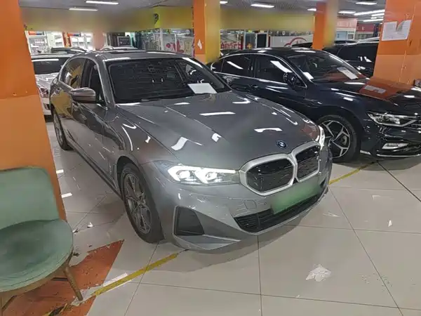 BMW i3 2022