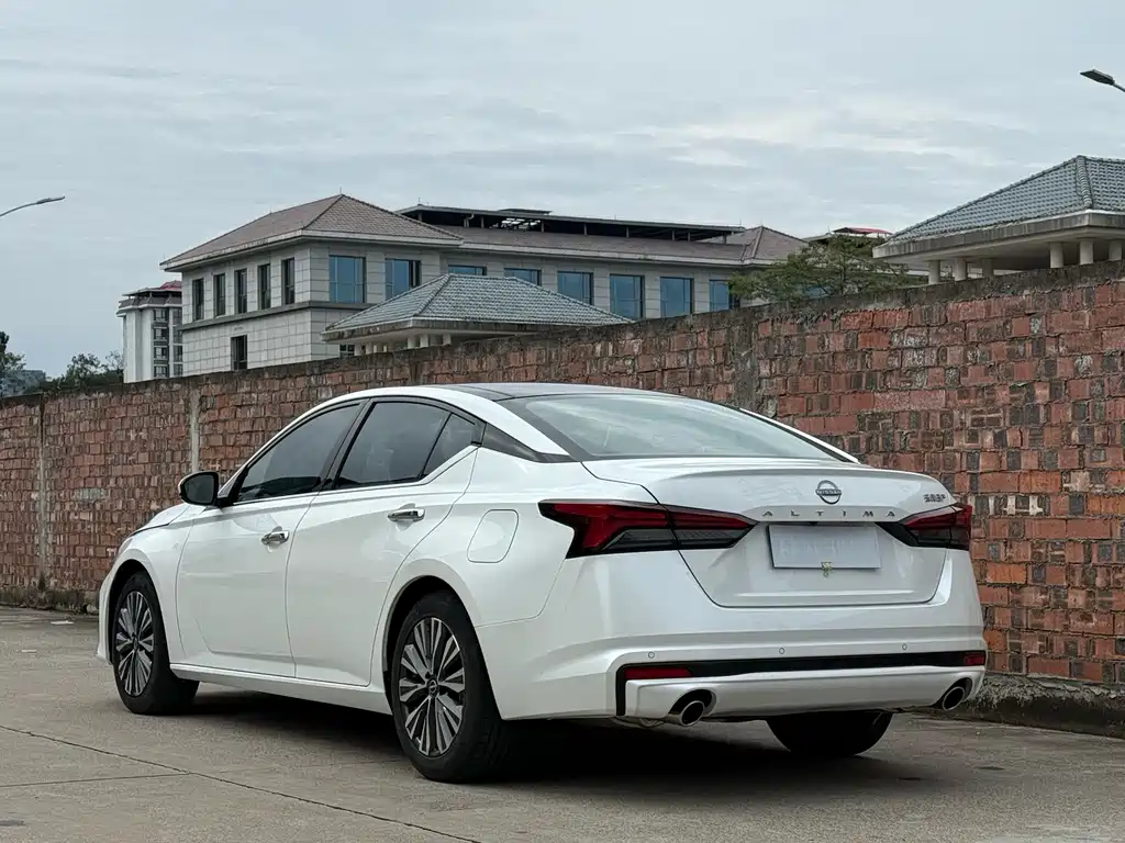 Nissan Teana 2023 — фото 4