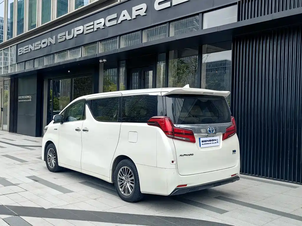 Toyota Alphard 2020 — фото 5