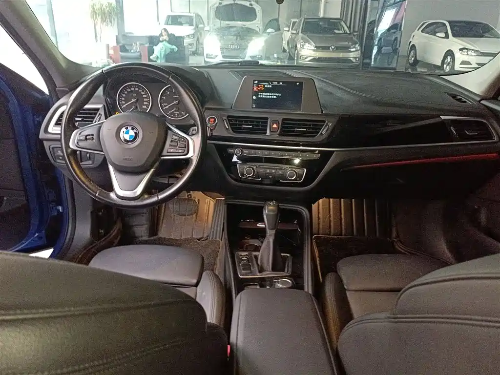 BMW 1 Series 2017 — фото 6