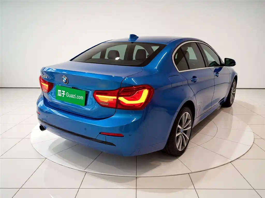 BMW 1 Series 2017 — фото 5