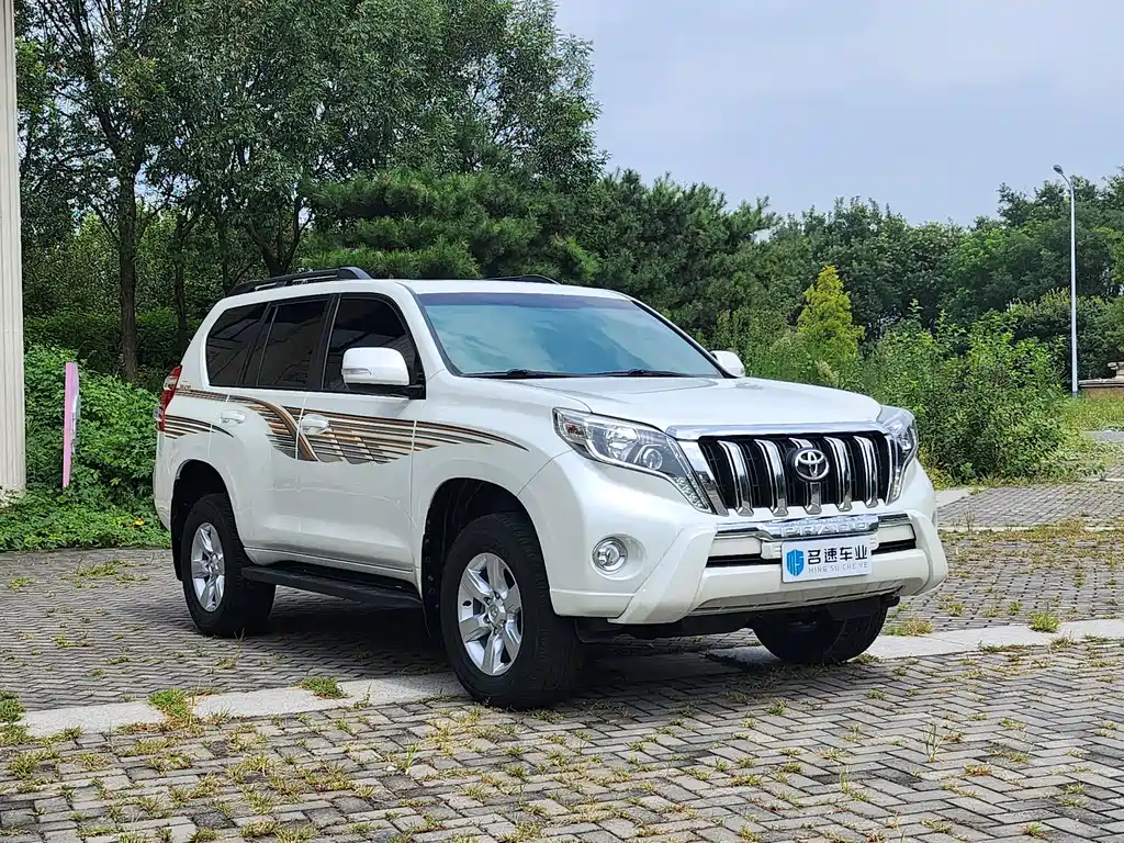 Toyota Prado 2017 — фото 3