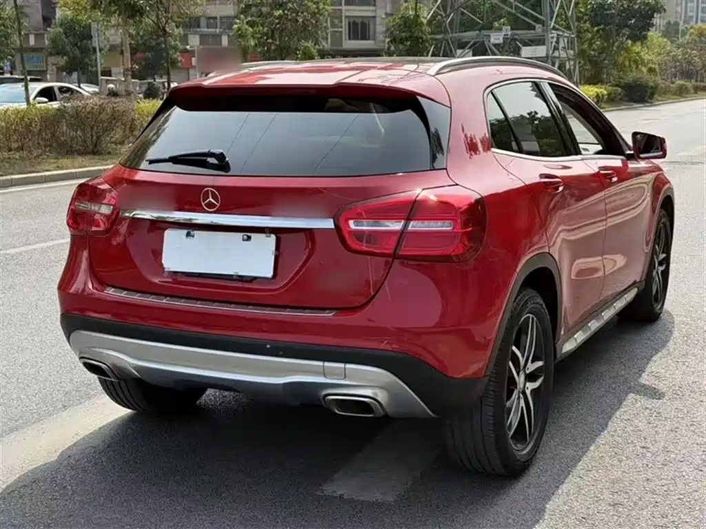 Mercedes-Benz GLA 2016 — фото 24