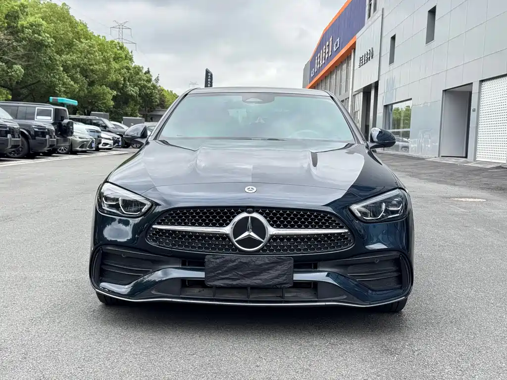 Mercedes-Benz C-Class 2023 — фото 2