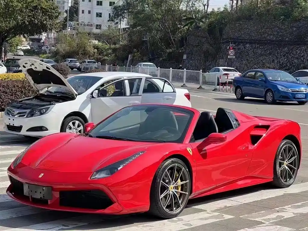 Ferrari 488 2017 — фото 1