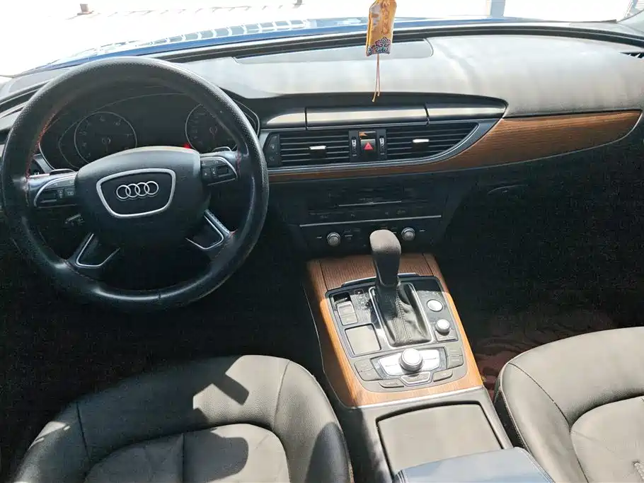 Audi A6L 2018 — фото 12