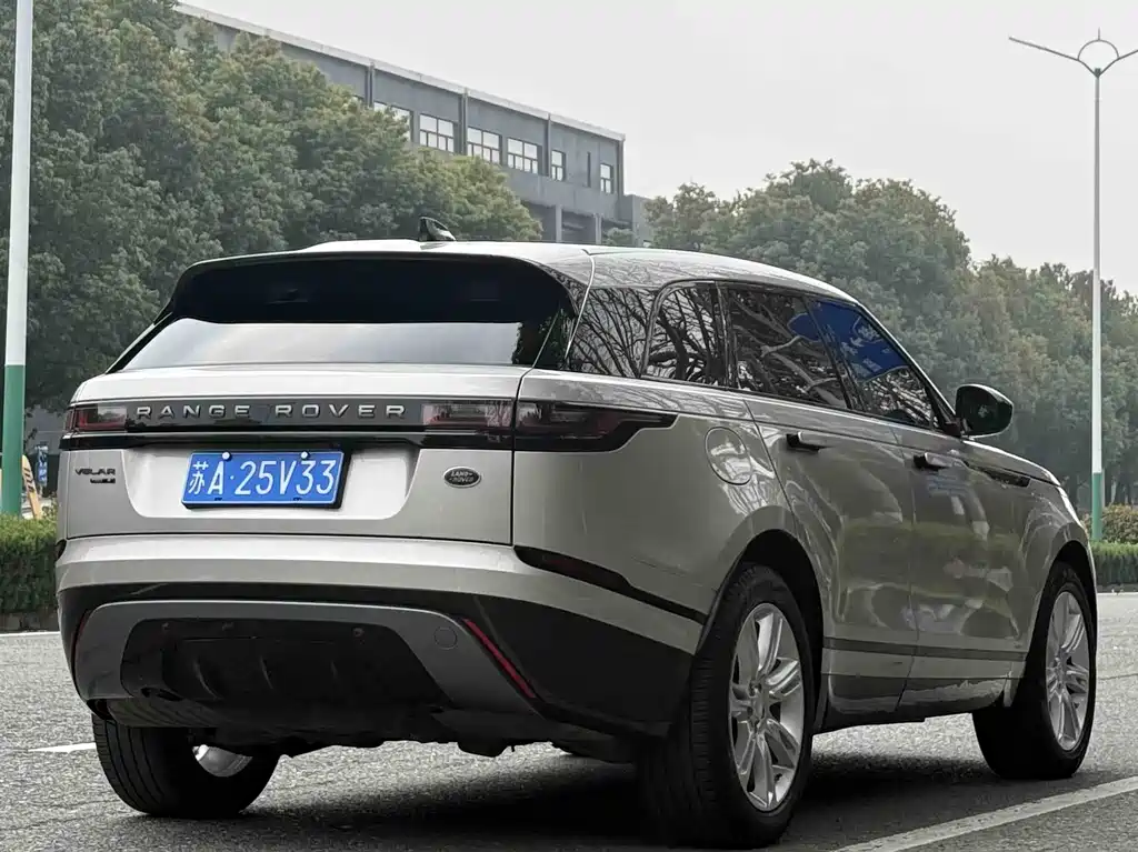 Land Rover Velar 2020 — фото 6