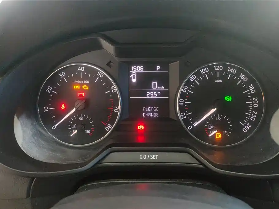 Skoda Octavia 2017 — фото 14