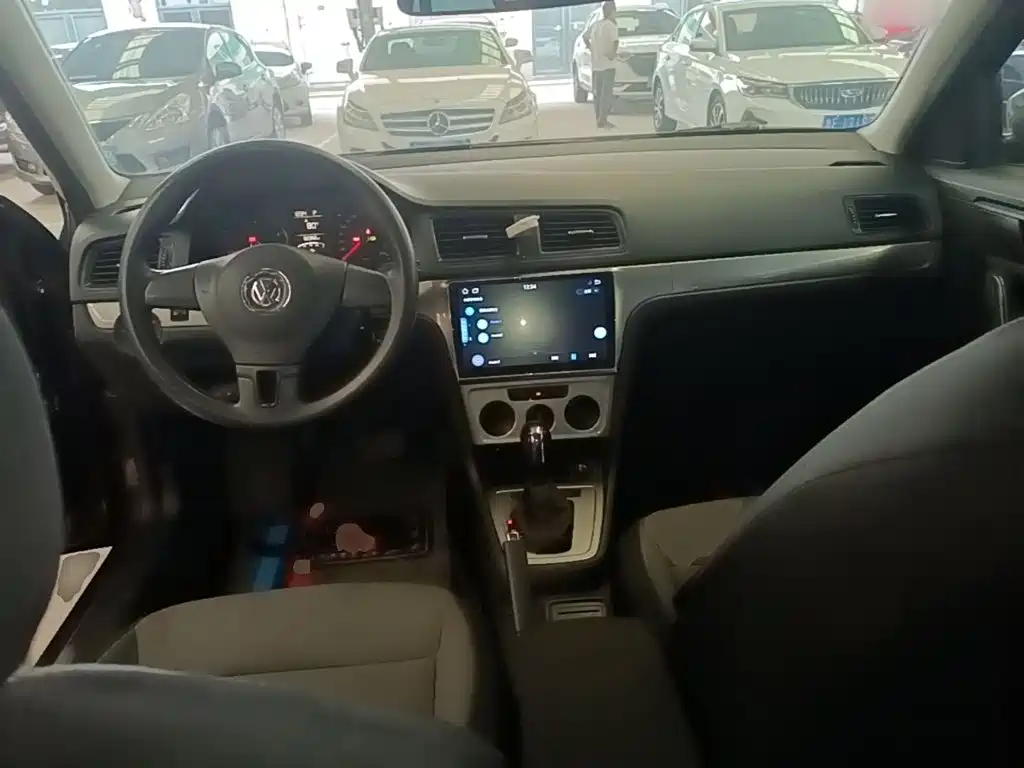 Volkswagen Gran Lavida 2015 — фото 10