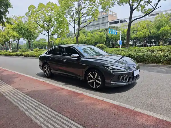 Volkswagen Lamando 2023