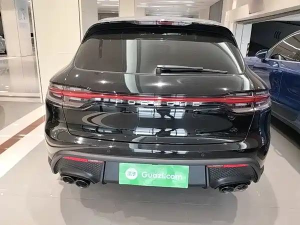 Porsche Macan 2022