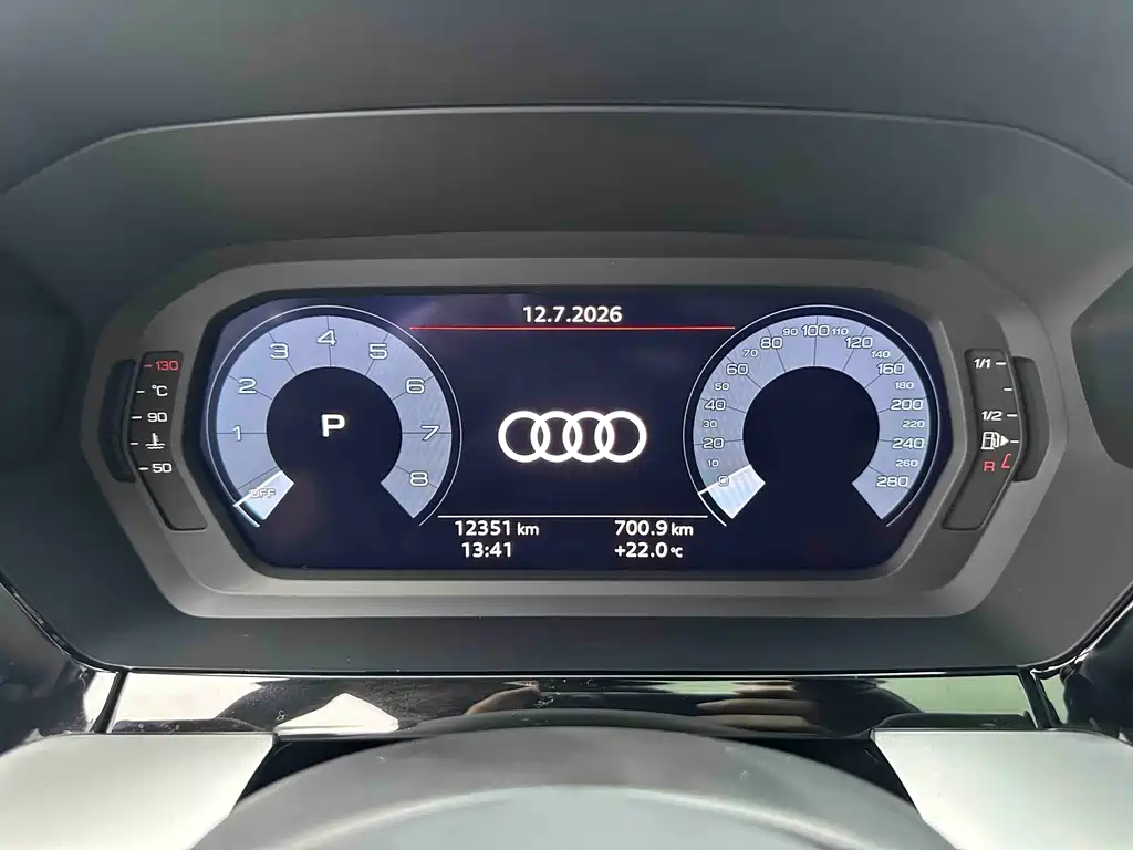Audi A3 2023 — фото 18