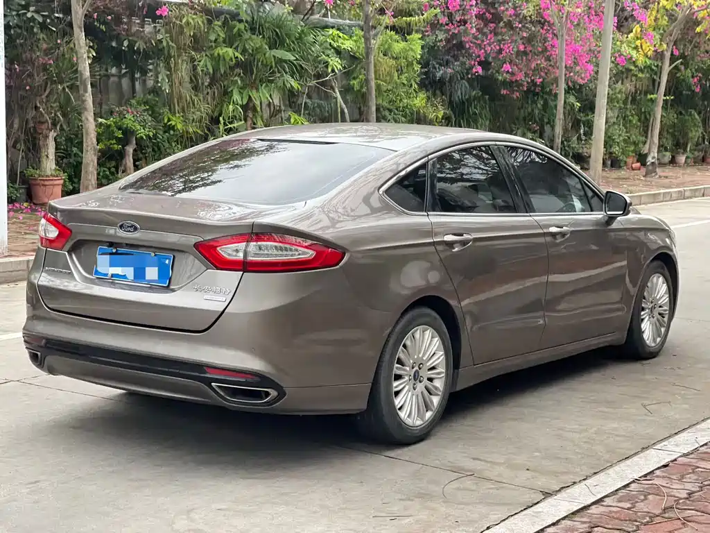 Ford Mondeo 2016 — фото 2