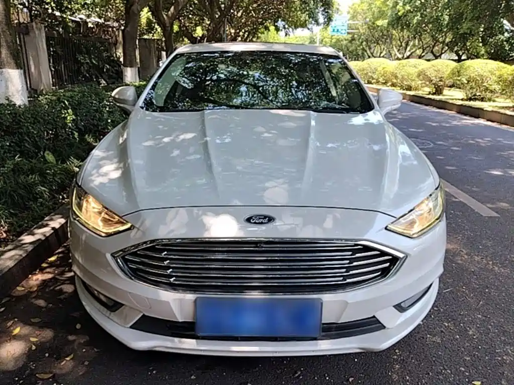 Ford Mondeo 2017 — фото 3