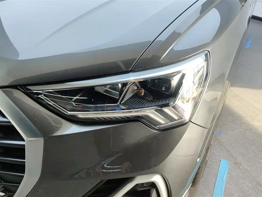 Audi Q3 2021