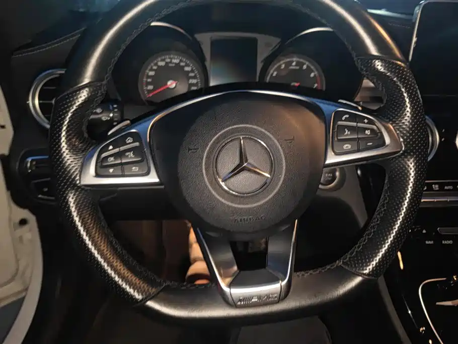 Mercedes-Benz C-Class 2018 — фото 15