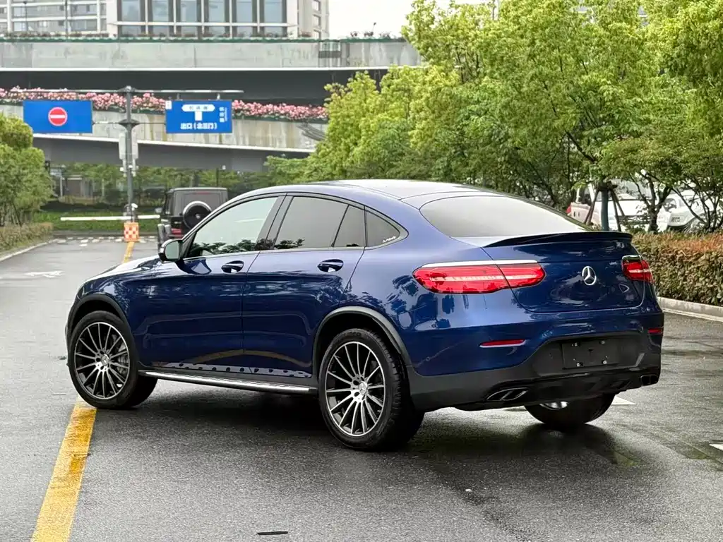 Mercedes-Benz GLC Coupe AMG 2019 — фото 7