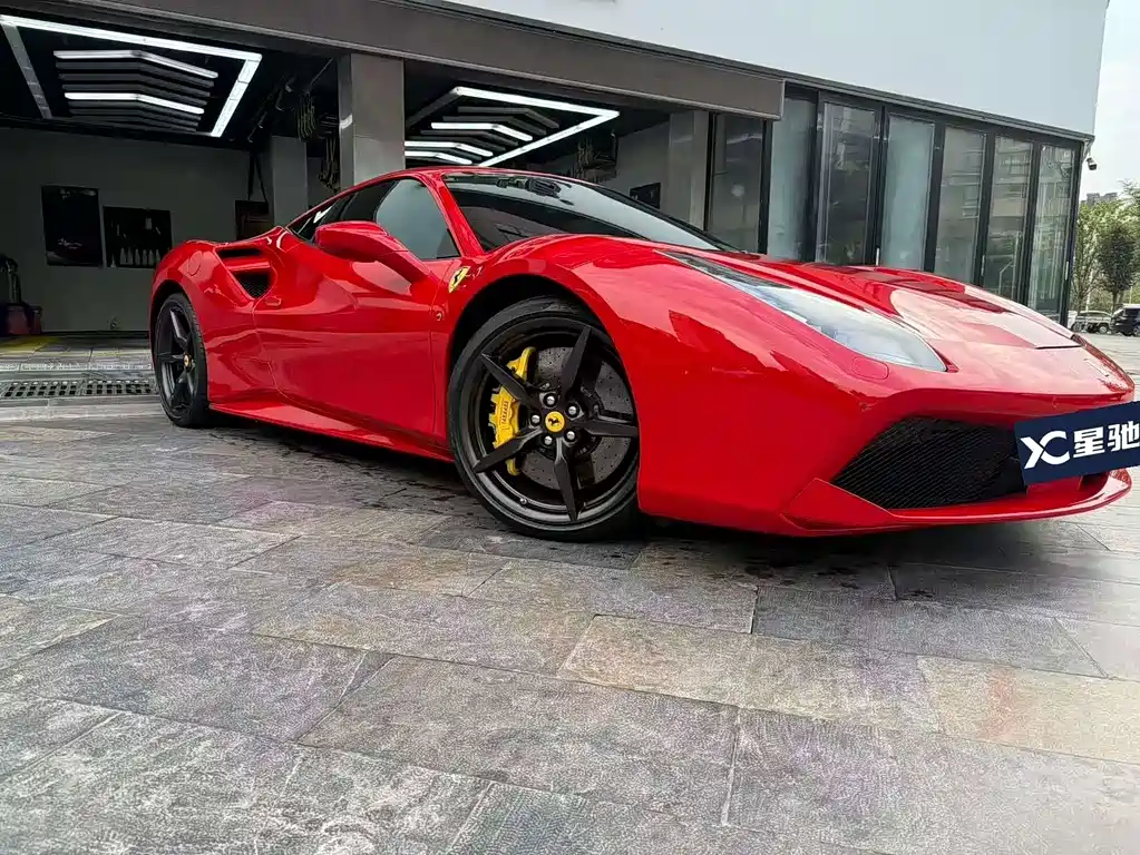 Ferrari 488 2018 — фото 2