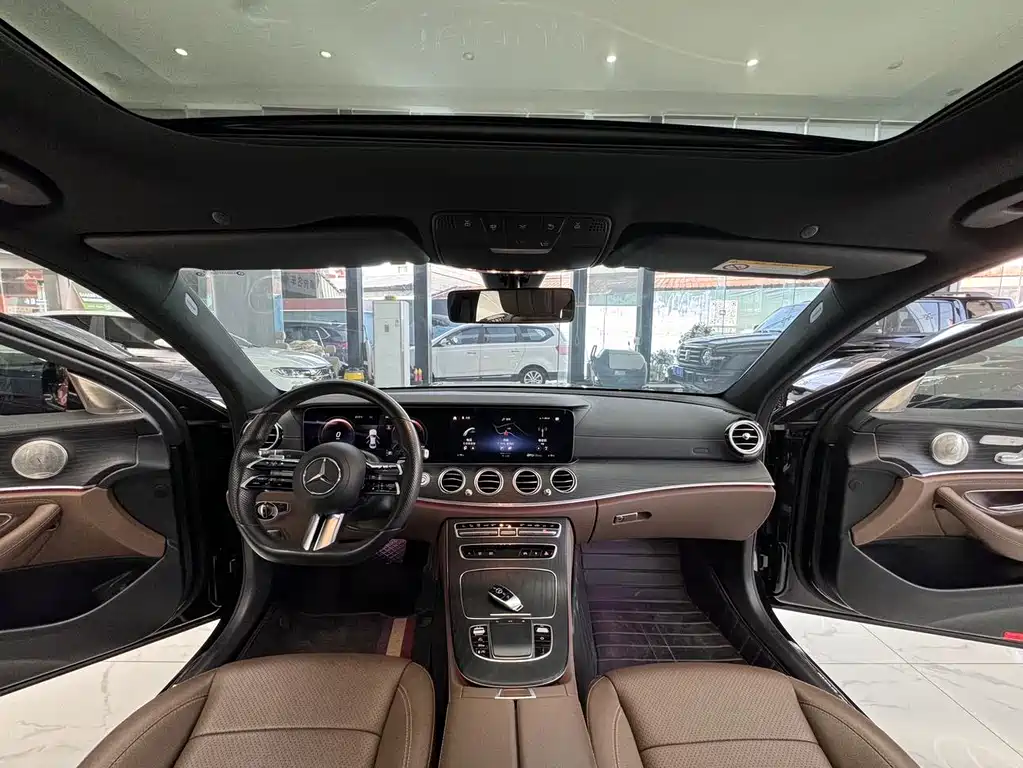 Mercedes-Benz E-Class 2021 — фото 10