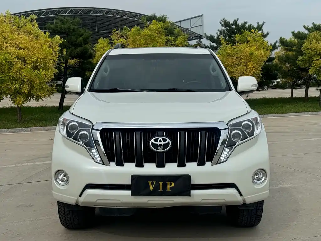 Toyota Prado 2017 — фото 2