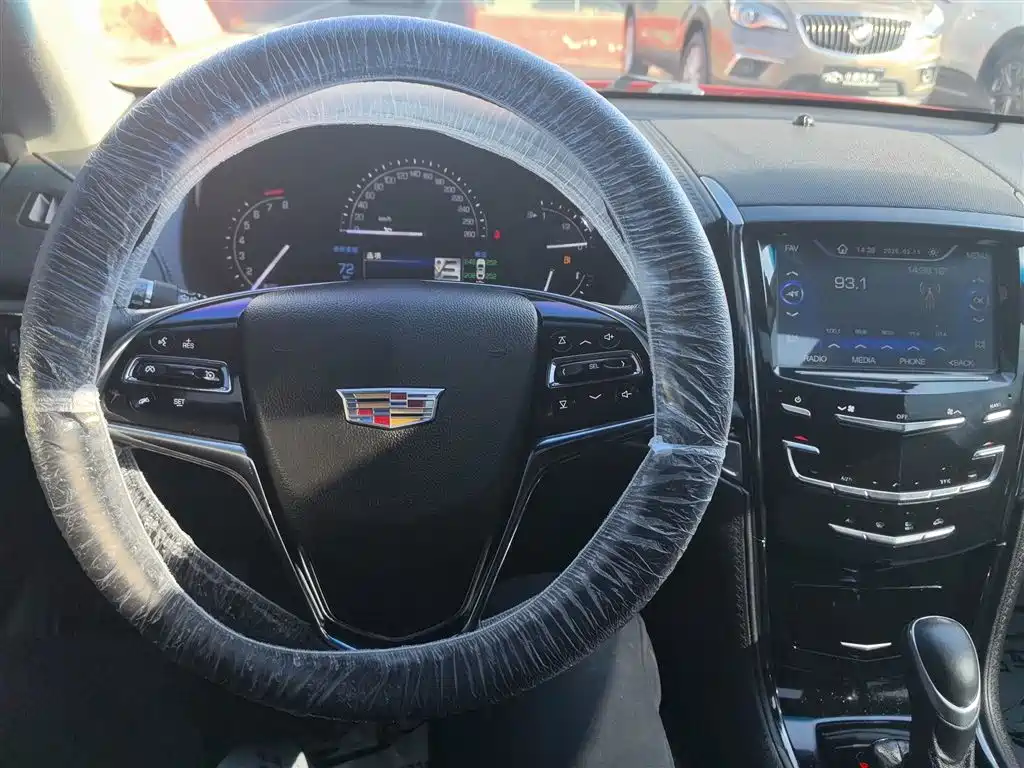Cadillac ATS-L 2018 — фото 9