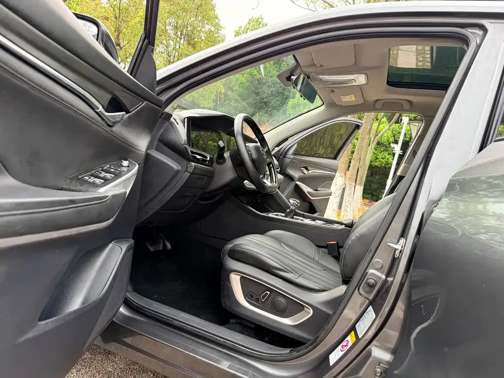 Changan CS75 PLUS 2019 — фото 19