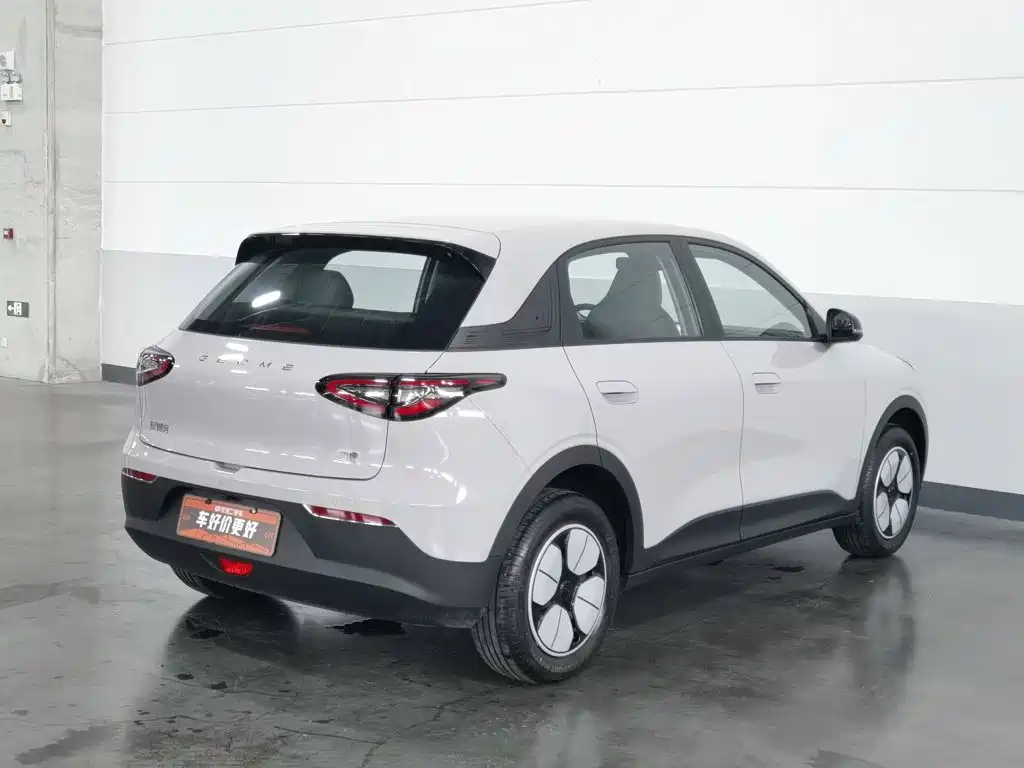 Geely Galaxy Starwish 2026 — фото 2