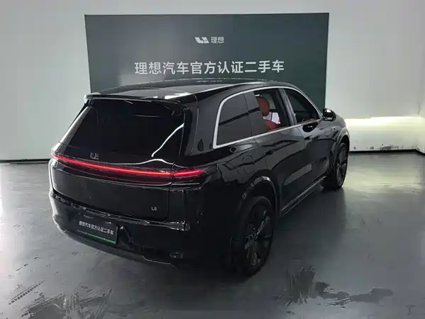 Li Auto L8 2026