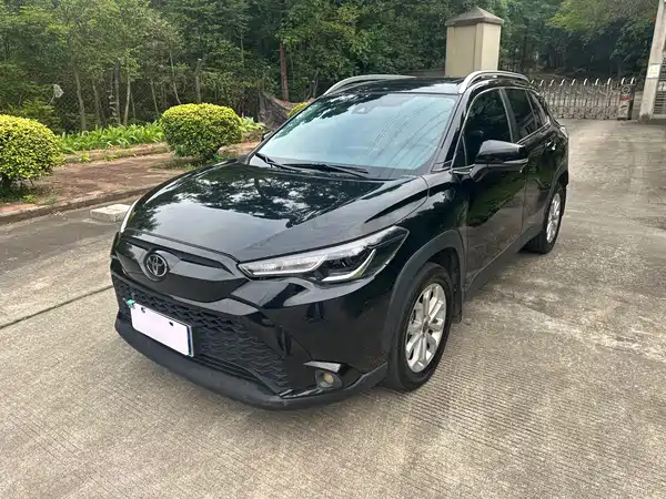 Toyota Frontlander 2022