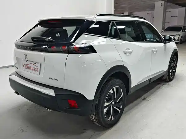 Peugeot 2008 2022