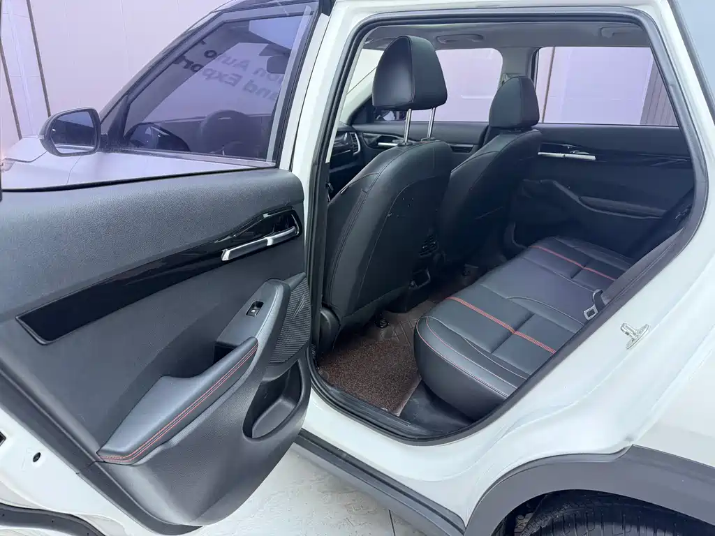 Kia KX3 2023 — фото 15