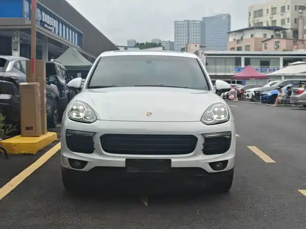 Porsche Cayenne 2015