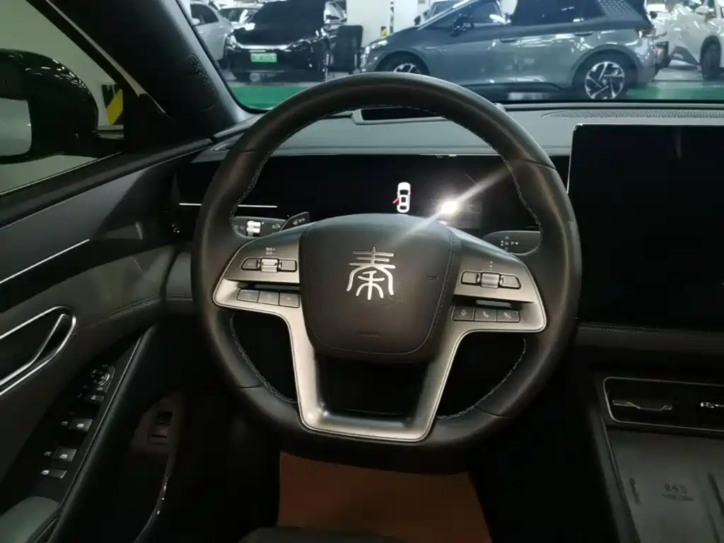 BYD Qin L 2025 — фото 11
