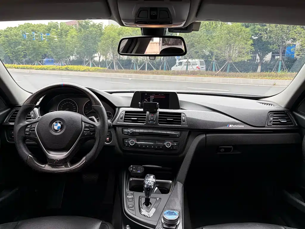 BMW 3 Series 2015 — фото 6