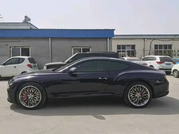Bentley Continental 2022