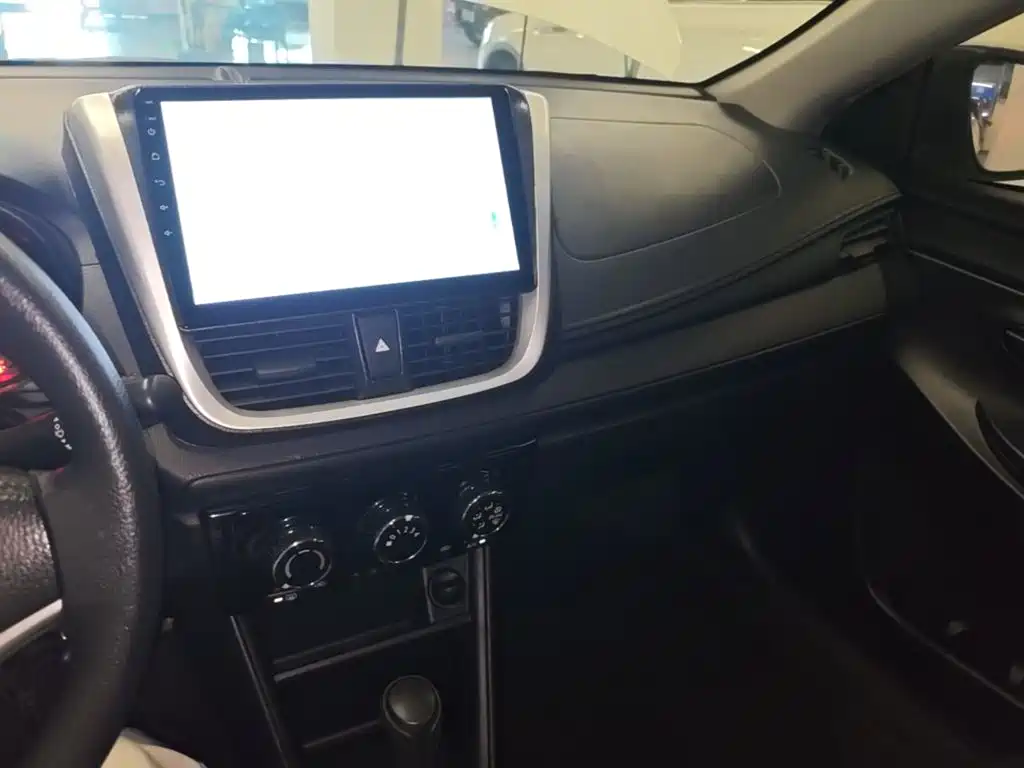 Toyota Vios FS 2023 — фото 13