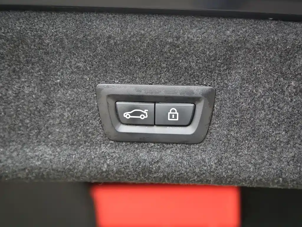 BMW 3 Series 2020 — фото 16