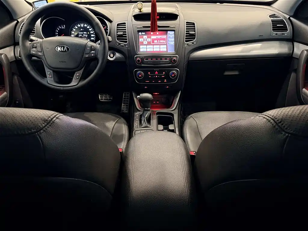 Kia Sorento 2014 — фото 8