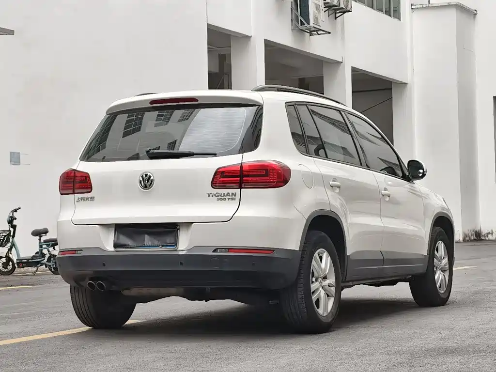 Volkswagen Tiguan 2016 — фото 15