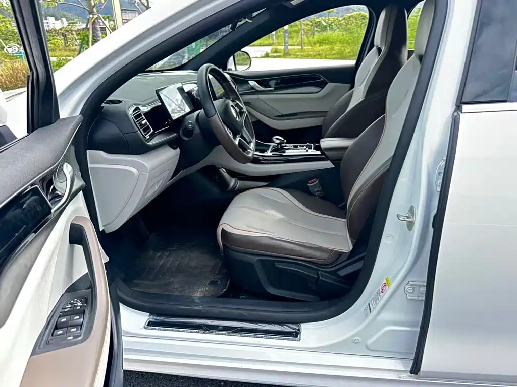 BYD Qin PLUS 2025 — фото 7