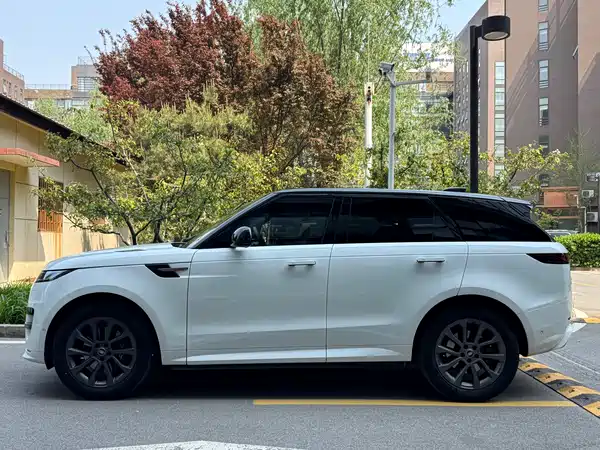 Land Rover Range Rover Sport 2023