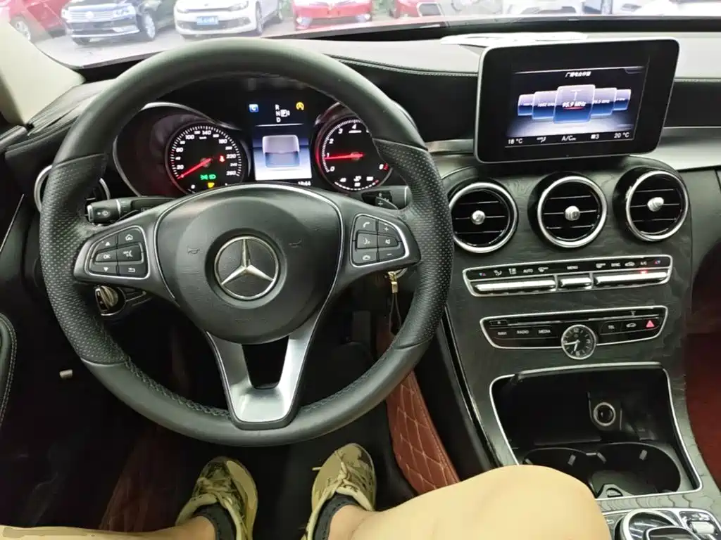 Mercedes-Benz C-Class 2015 — фото 10