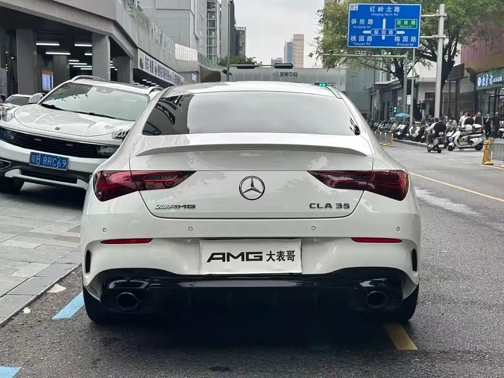 Mercedes-Benz Mercedes CLA AMG 2024 — фото 13