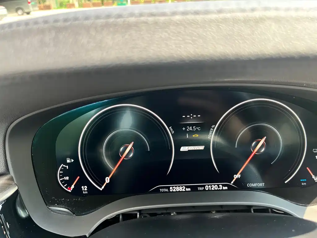 BMW 5 Series New Energy 2019 — фото 15
