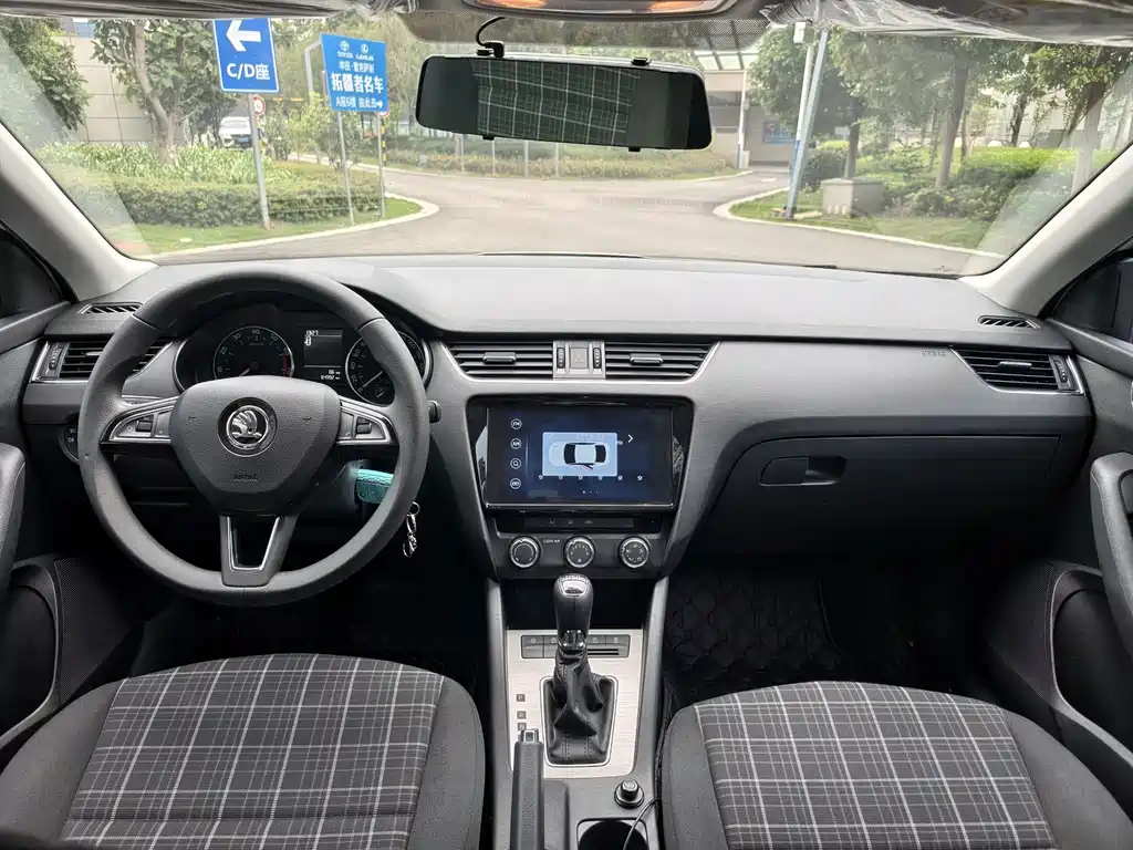 Skoda Octavia 2019 — фото 14
