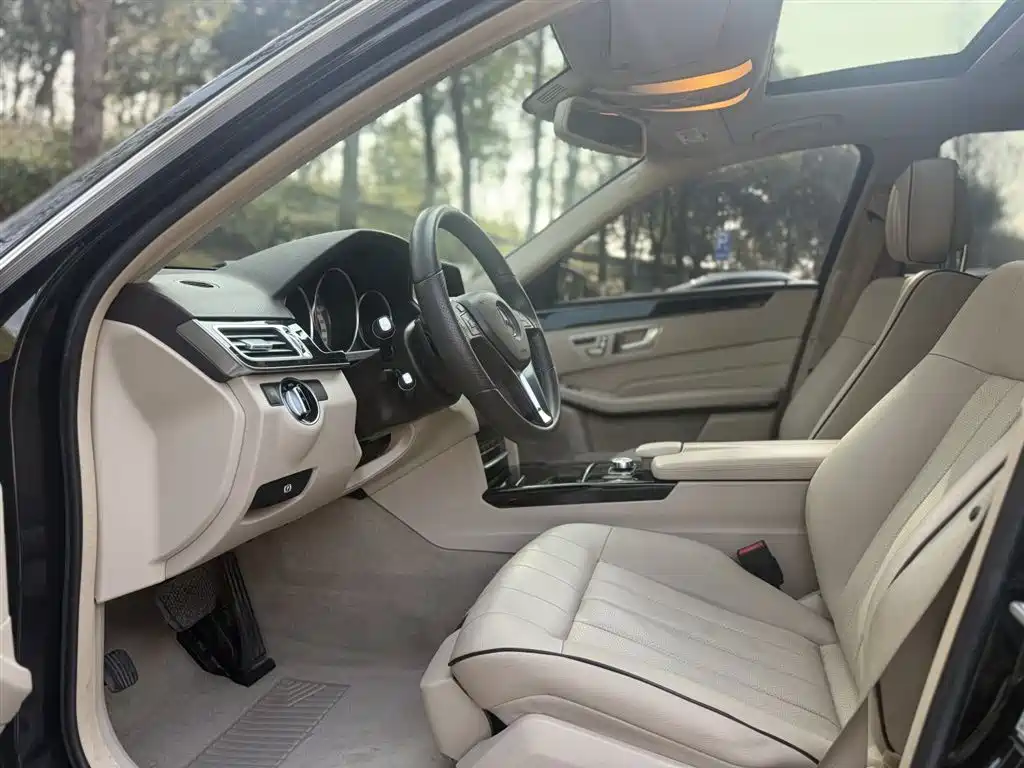 Mercedes-Benz E-Class 2014 — фото 12
